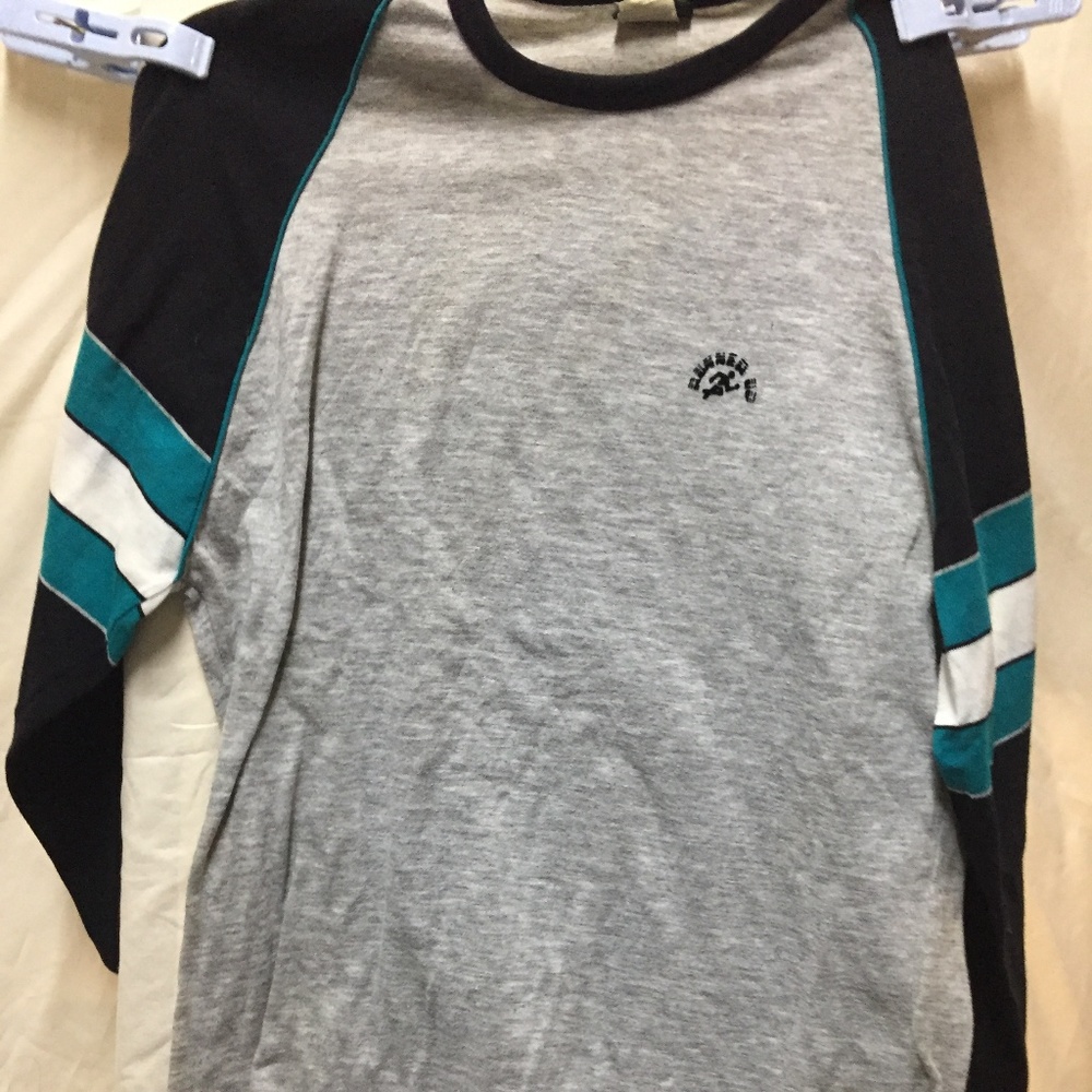 RUNNER UP BY ARGO WORK OUT MED SLEEVE TEE SHIRT